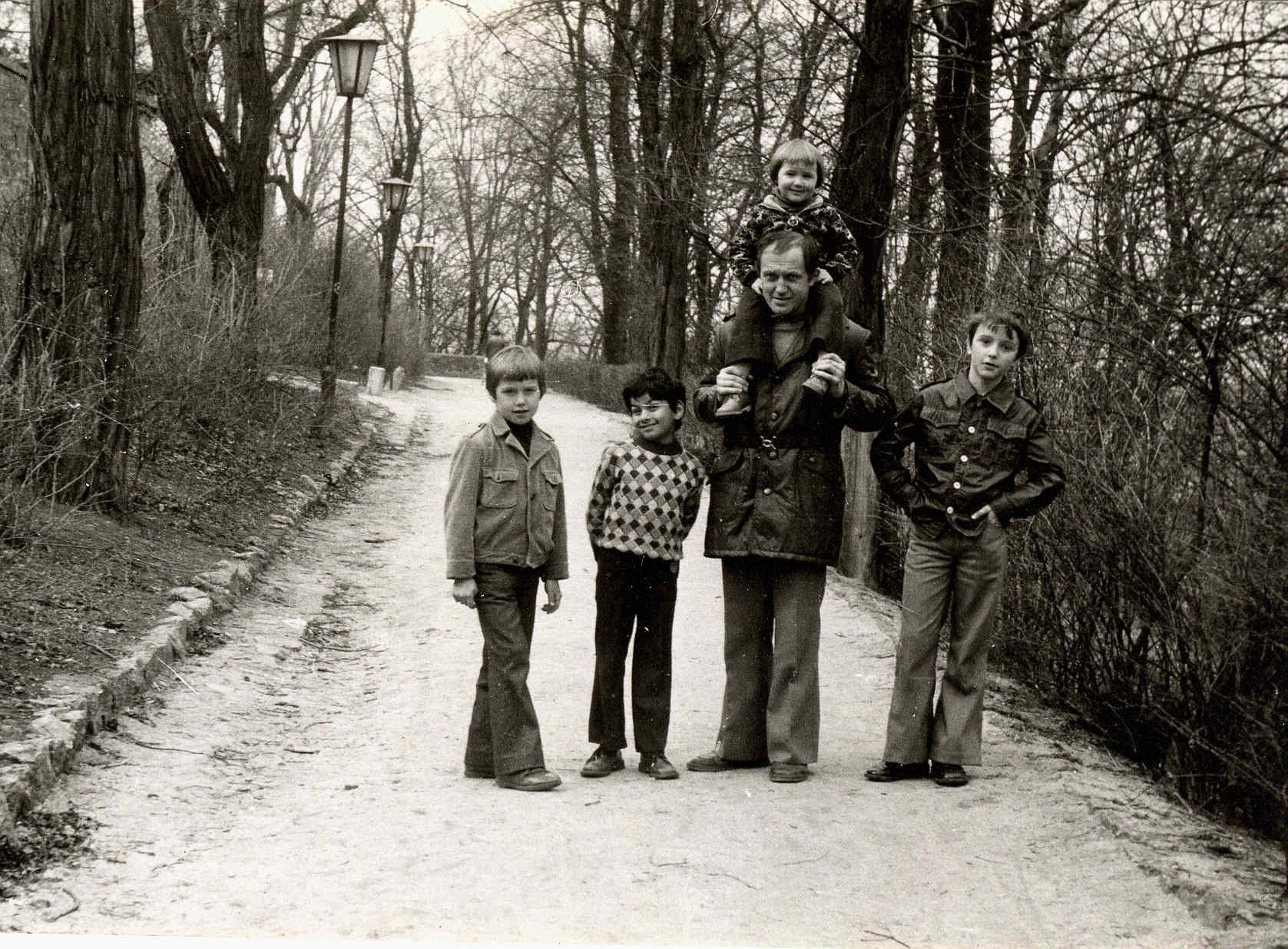 1976_Praha_Petrin.jpg